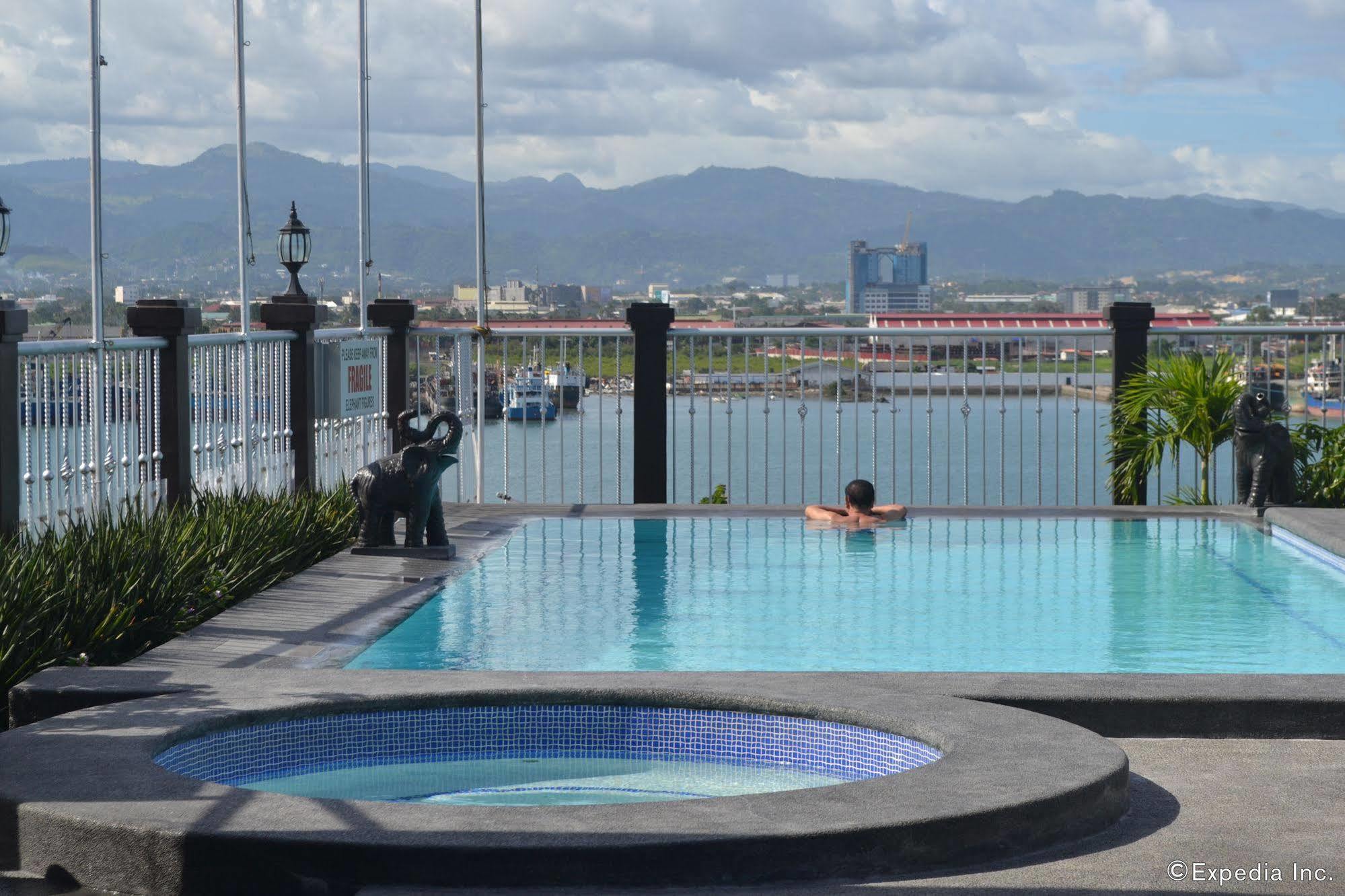 Hotel Cesario Lapu-Lapu City Eksteriør bilde